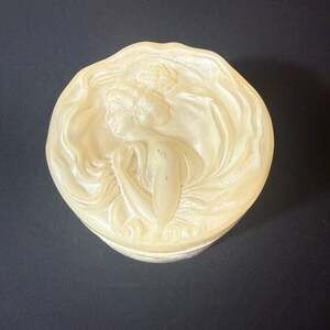 Vintage Ciara Perfumed Dusting Powder Case Art Nouveau Lady Cameo